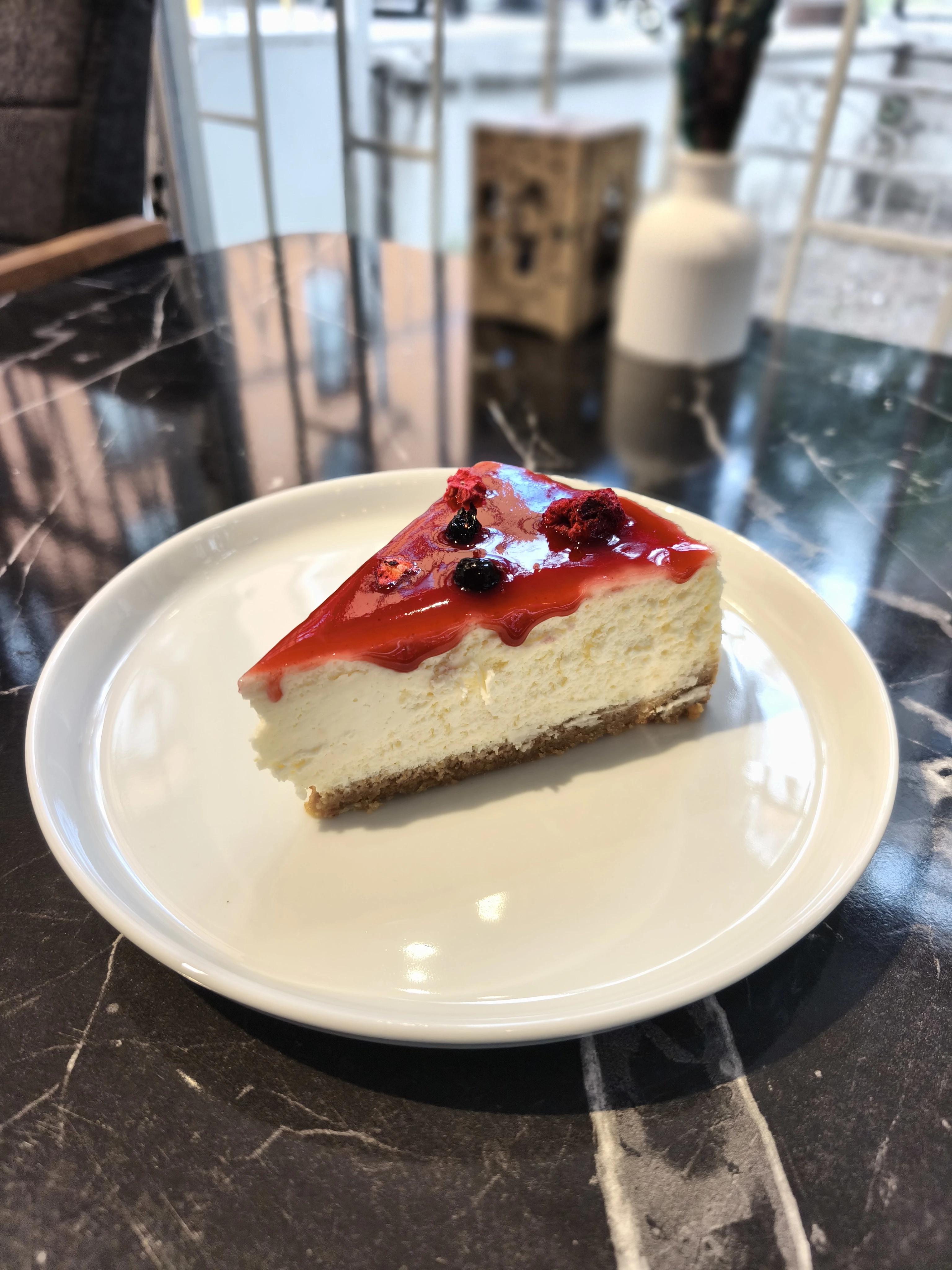 Orman Meyveli Cheesecake